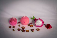Load image into Gallery viewer, Luxurious Rose Bath Bomb